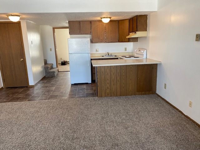 Green Acres Drive - 404-41
